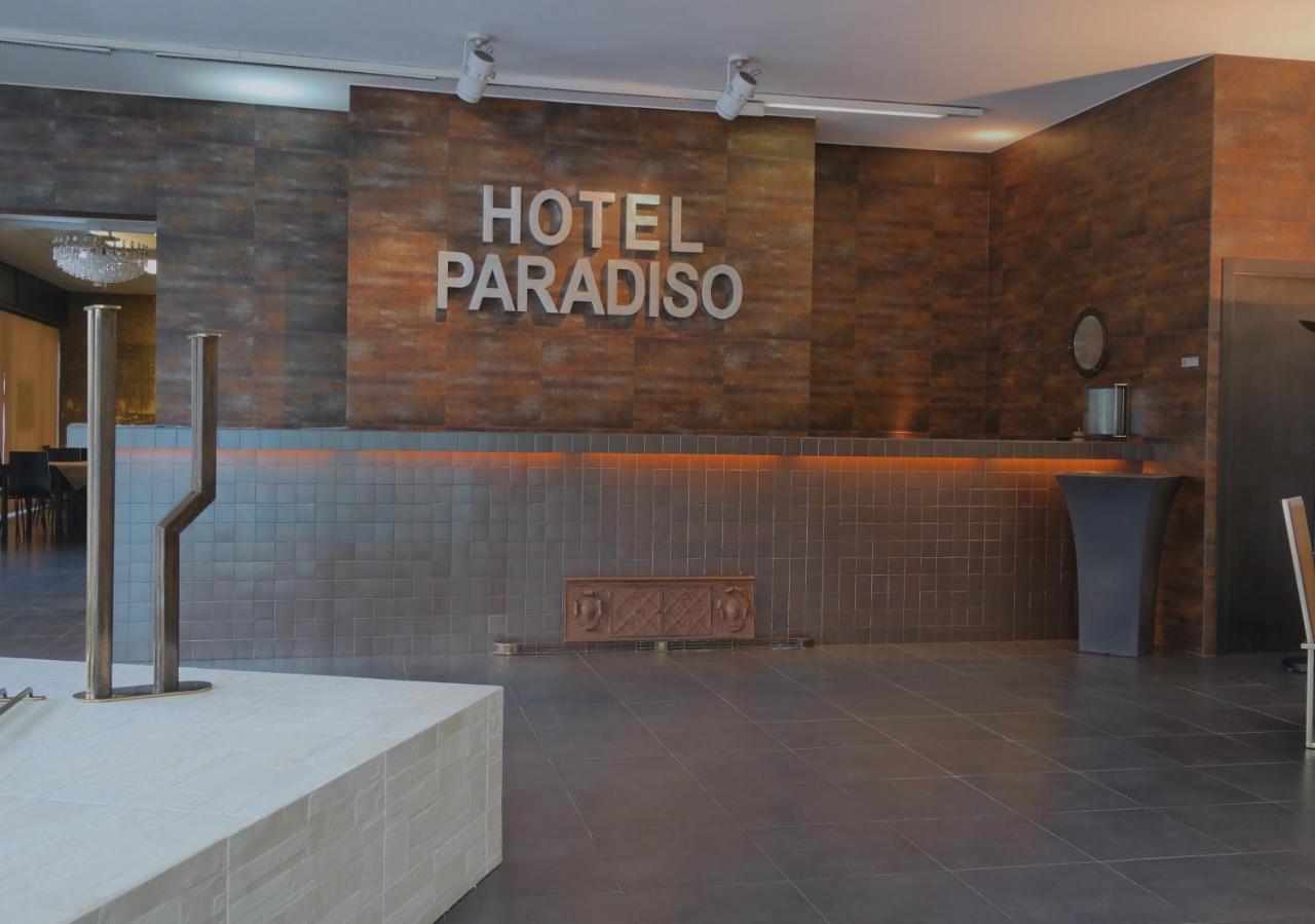 סטרה Hotel Paradiso מראה חיצוני תמונה