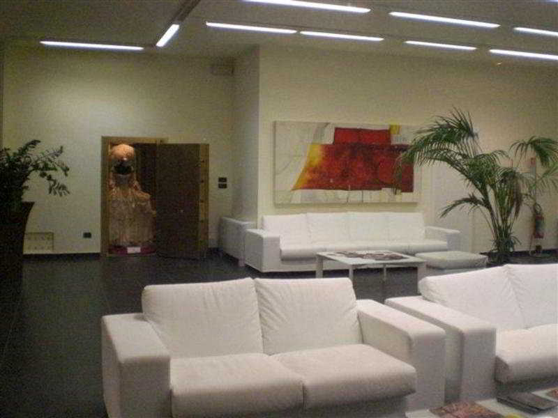 סטרה Hotel Paradiso מראה חיצוני תמונה